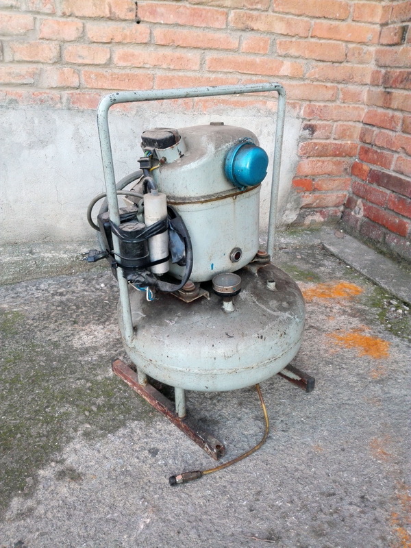 compresor aire metal 64x43.5x38 (38eu.) 1u